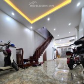 Bán nhà 4 tầng Tây mỗ, diện tích 41m, cả dãy là giáo viên, gần hồ điều hoà, giá 2 tỉ 9